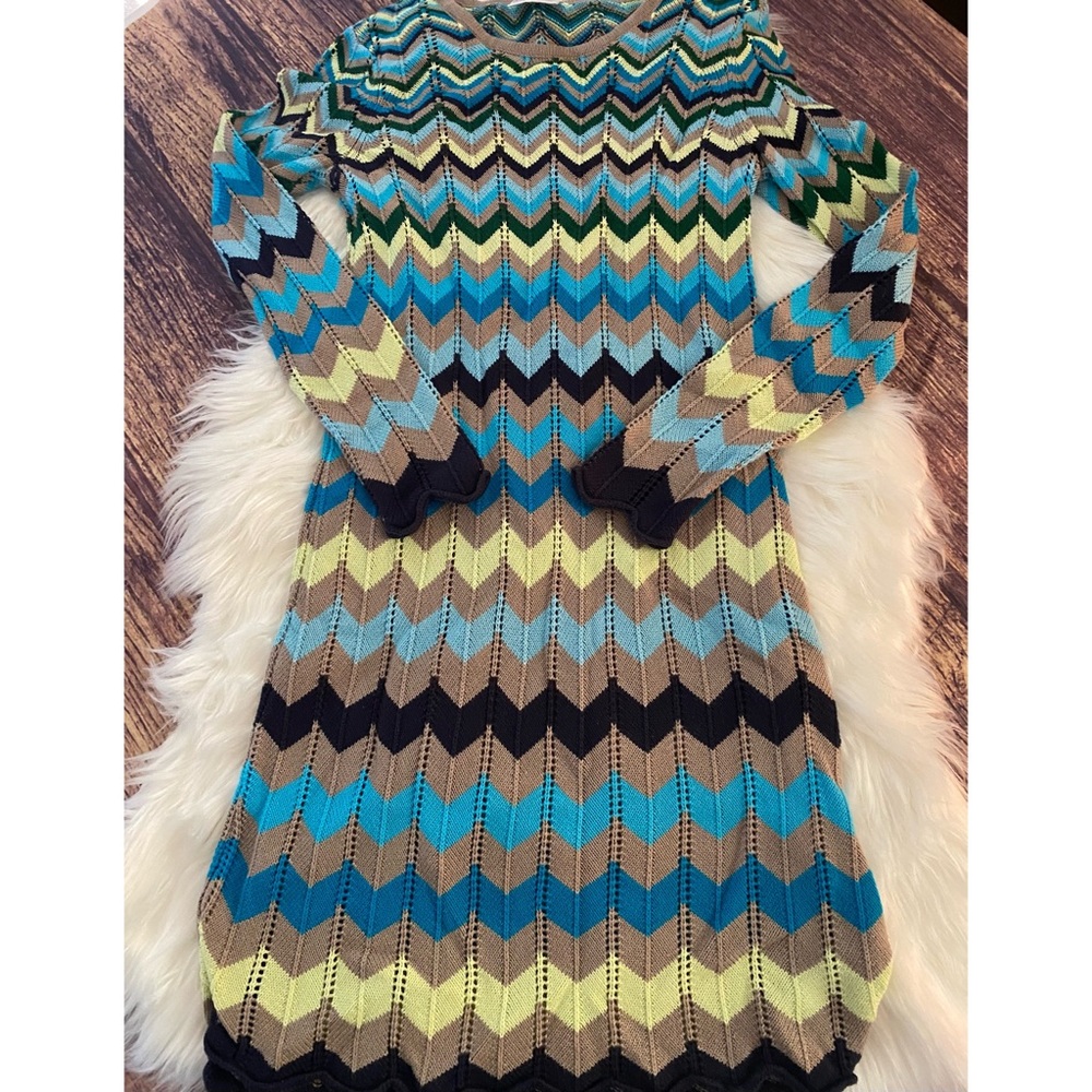 Girls size 140 US size 10,  Hanna Andersson zigzag sweater dress.